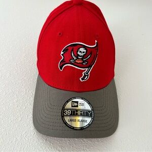 Tampa Bay Buccaneers Fitted Hat XL Red & Gray NFL NEW ERA Cap
